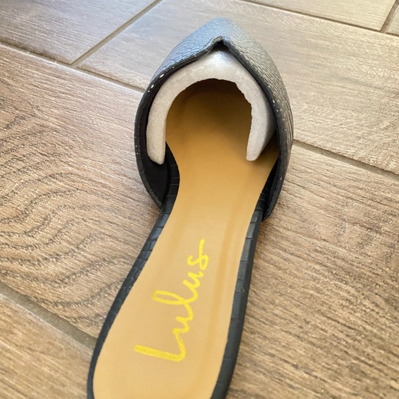 Lulus black pointed slip on mules - Picture 3 of 3